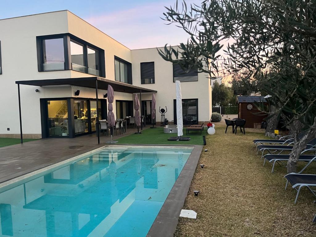 LA CASA DE LA OLIVERA Luxurious house photo 2