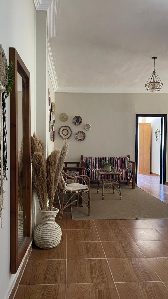 La Casa Budget photo 1