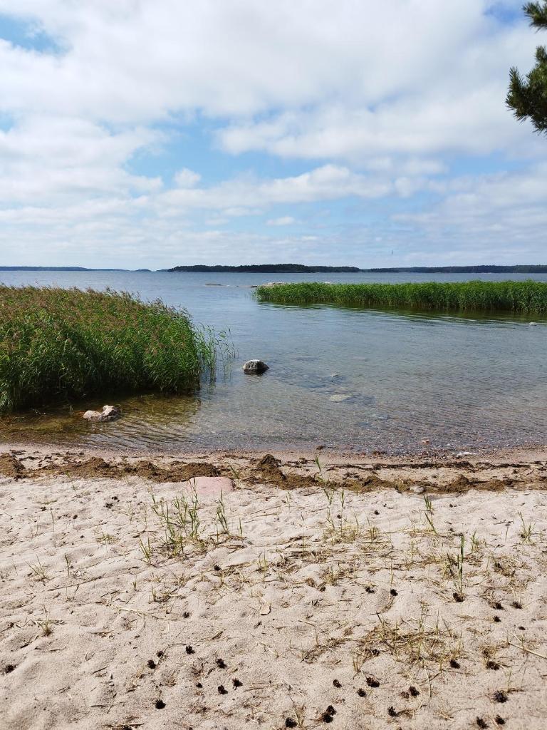 Topsala MidIsland