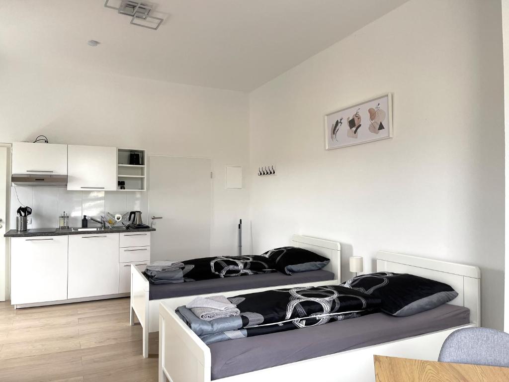 Zentrale Zweibettzimmer für Monteure I home2share photo 1