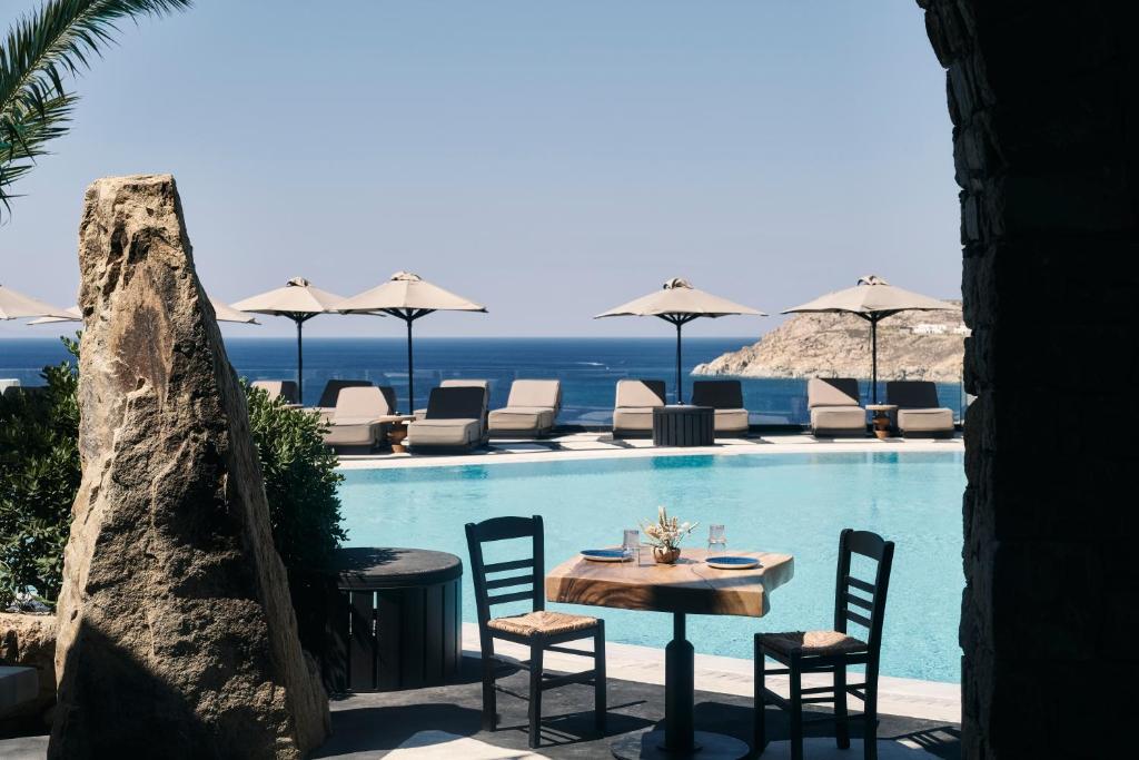 Royal Myconian - Leading Hotels of the World photo 4