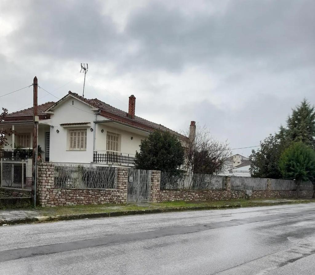 Luxurious StoneHouse Trikala photo 4