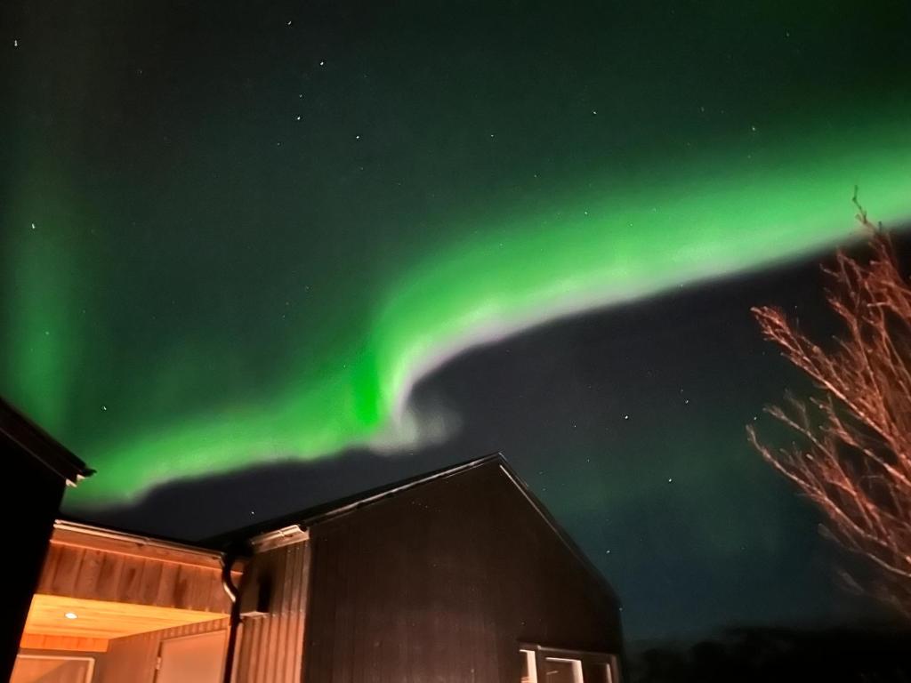 Stunning Luxury Chalet in West Iceland photo 3