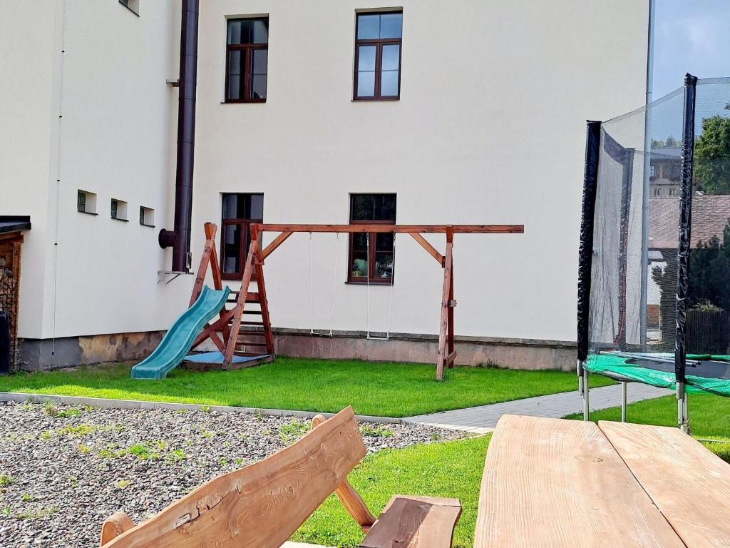 Spacious holiday home in Horní Mar ov with barbecue photo 3
