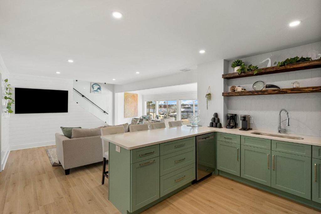 Harbour Villa 4219 photo 3
