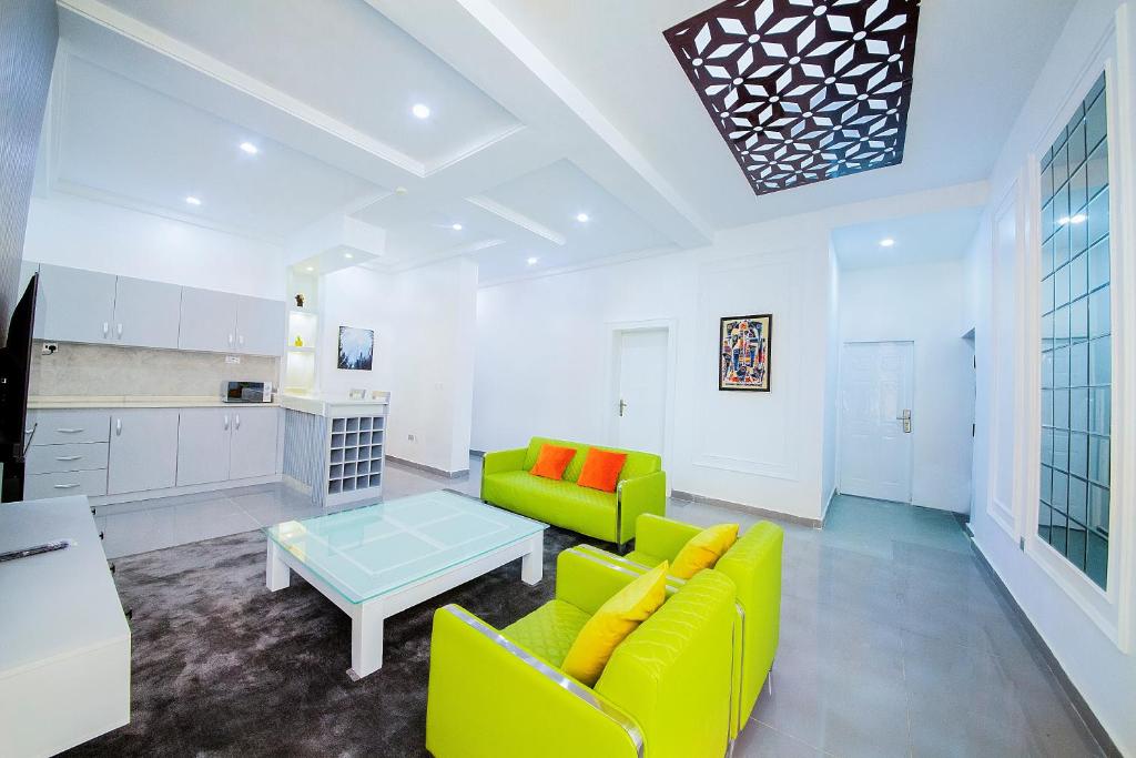 1 Bedroom Apartment photo 2