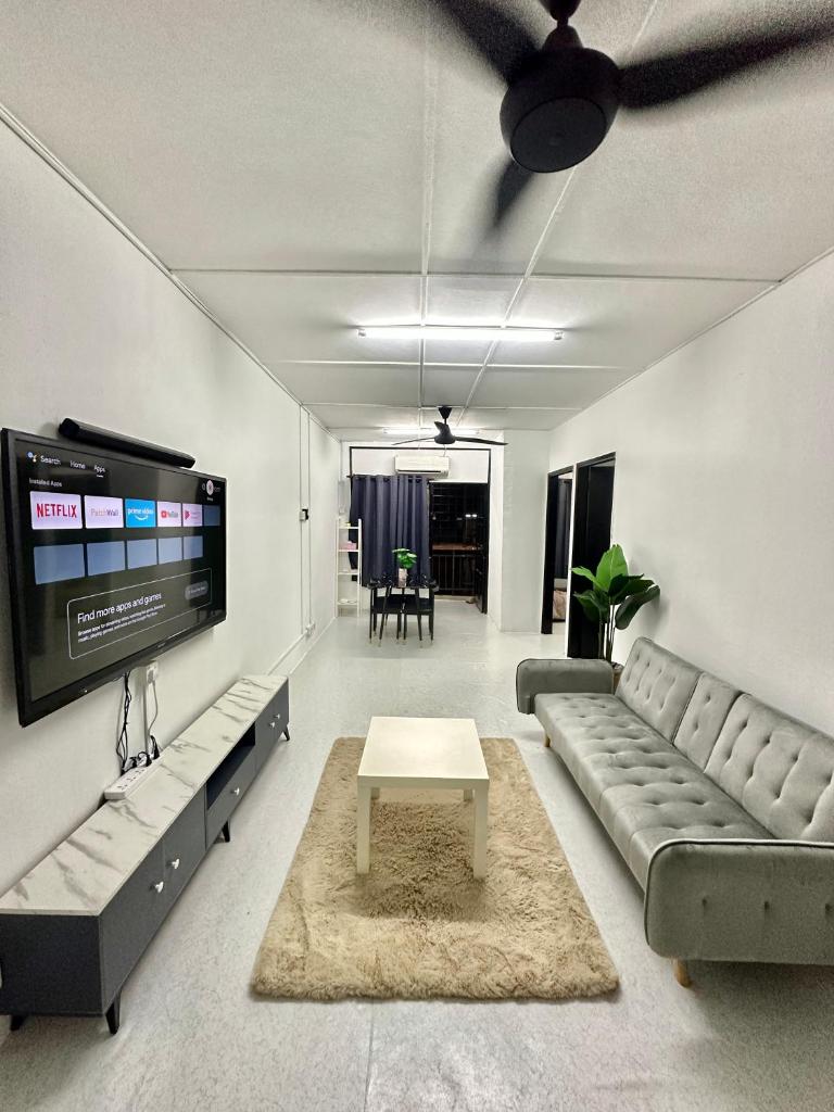 Homestay Syahezzie fully aircond Netflix With Jacuzi photo 1