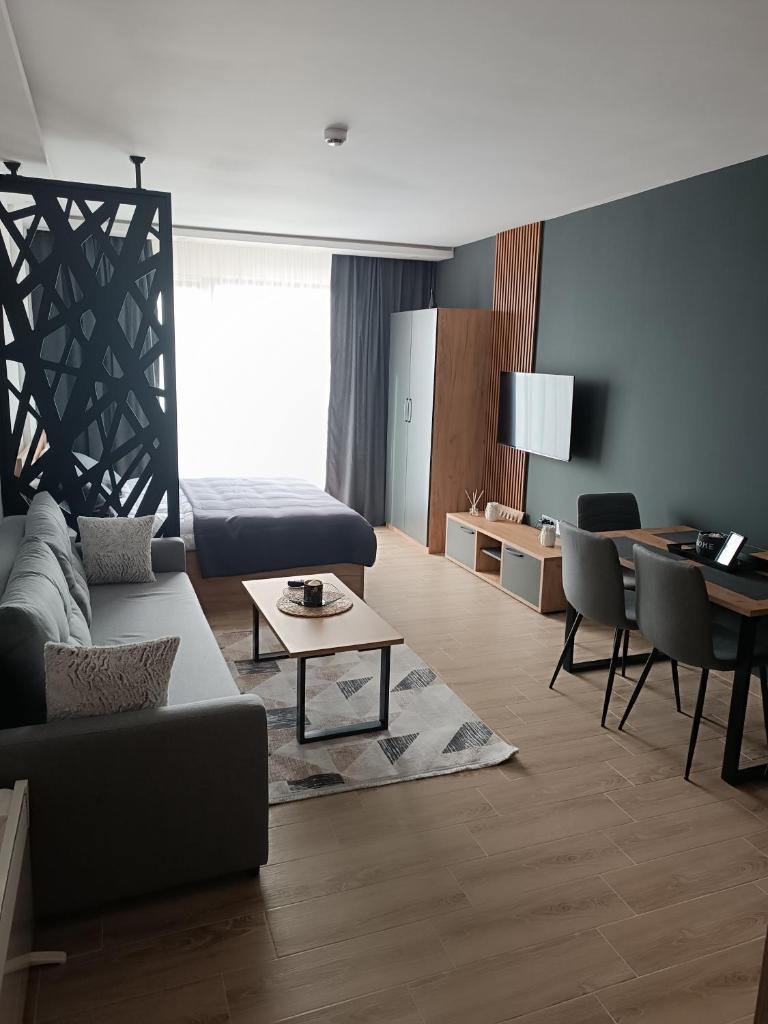 A015 M&Alux Residence Hill, Kopaonik