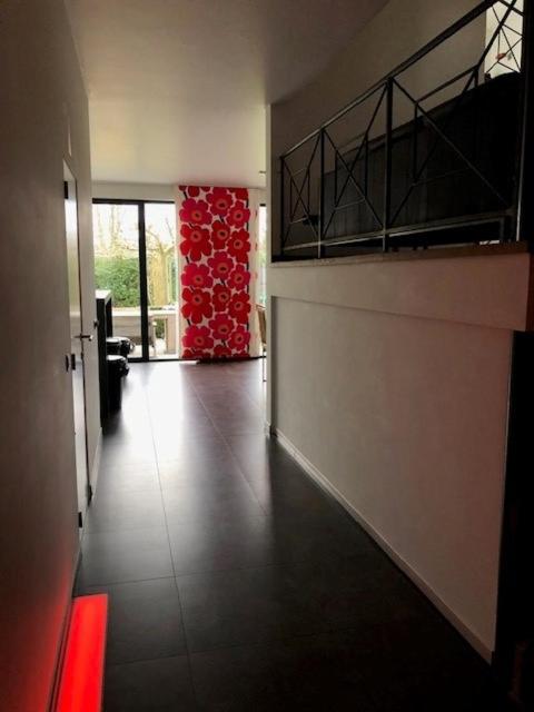work, relax, sleep in modern villa photo 1