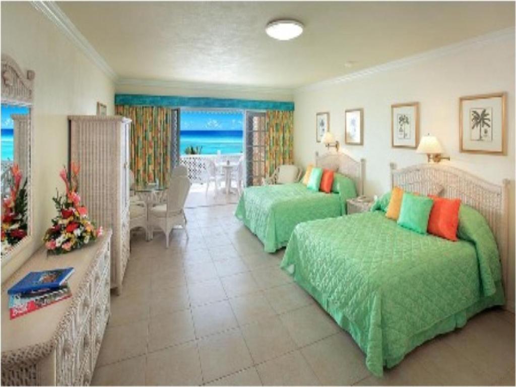 Coral Sands Beach Resort photo 2