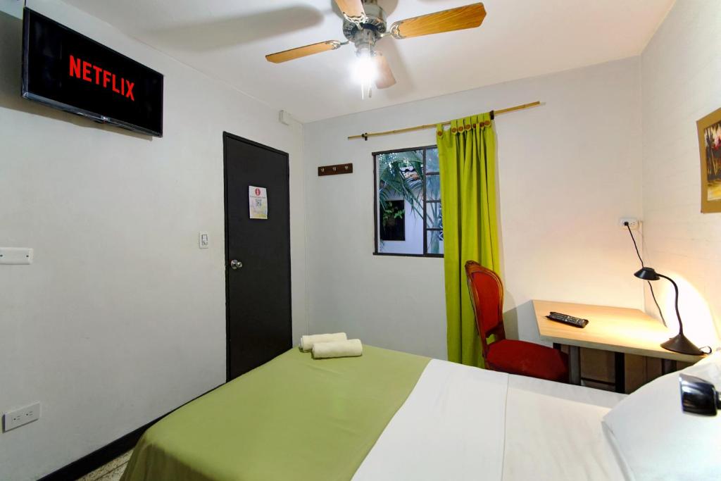 Ding-Dong Hostel photo 3