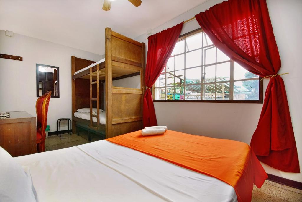Ding-Dong Hostel photo 2