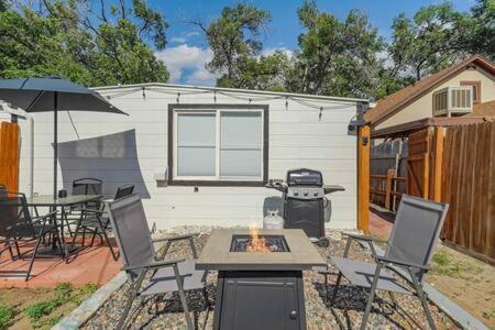Sandstone Suite King Kitchen SmartTVs WD & FirePIt photo 4