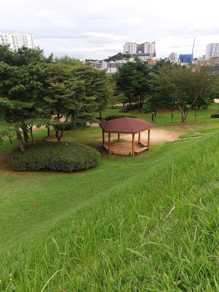 Camp Humphreys pyeongtaek's sharing house photo 1