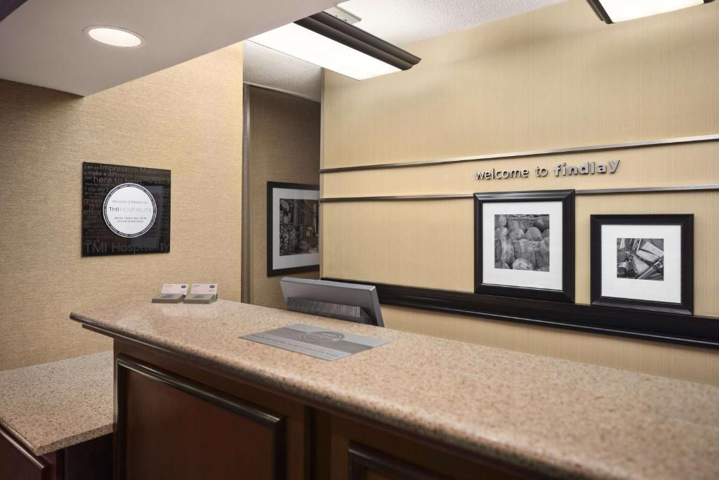 Hampton Inn Findlay photo 4