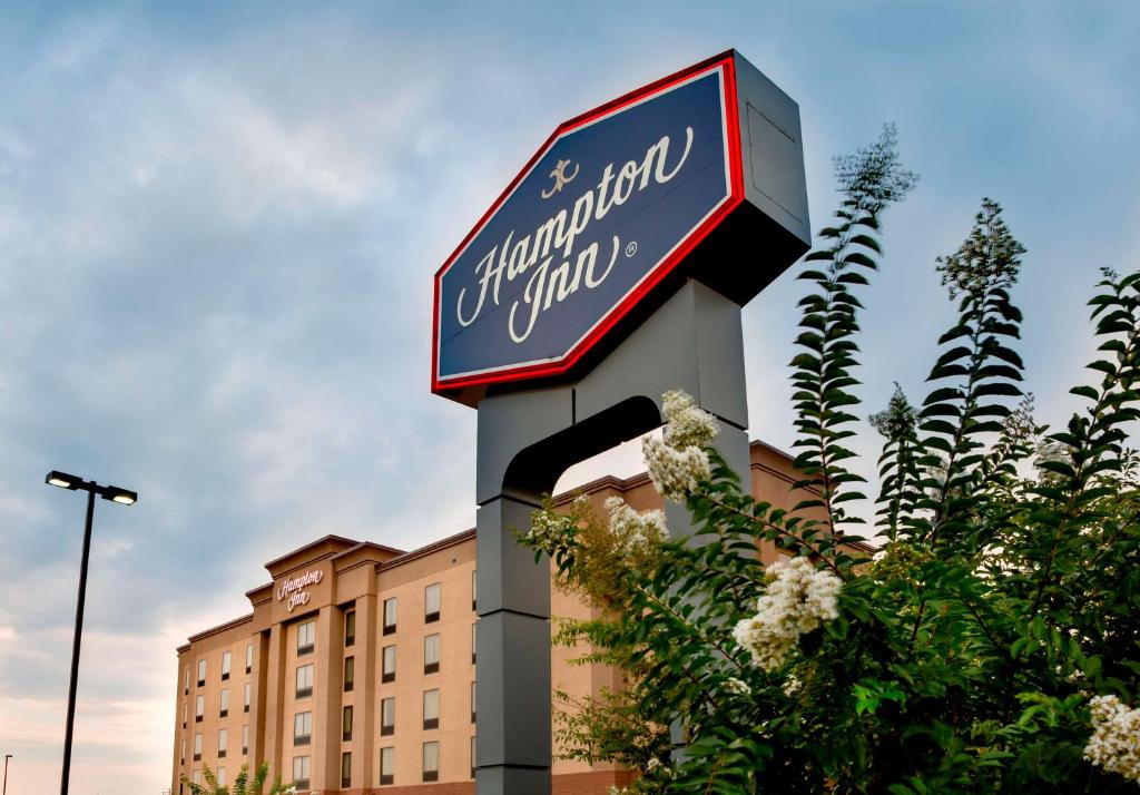 Hampton Inn Harrisonburg South photo 4