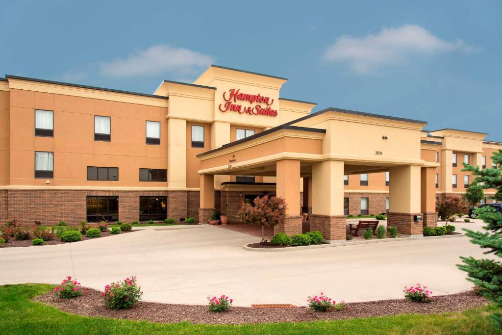Hampton Inn & Suites Crawfordsville image