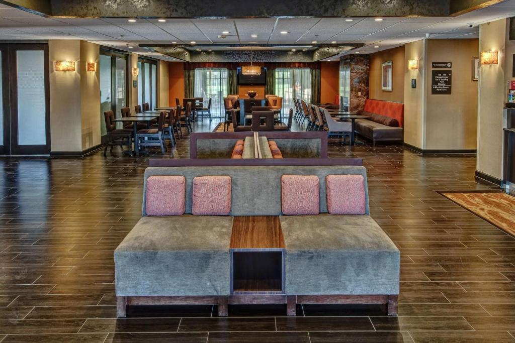 Hampton Inn Indianapolis-SW-Plainfield photo 1