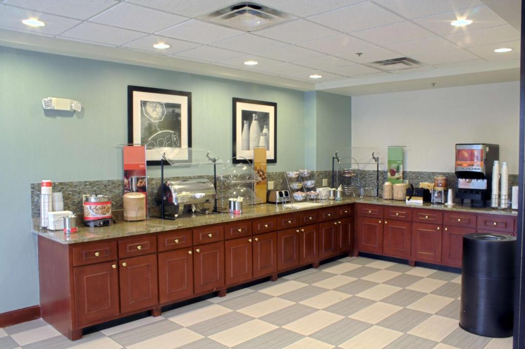 Hampton Inn Jacksonville I-10 West photo 1