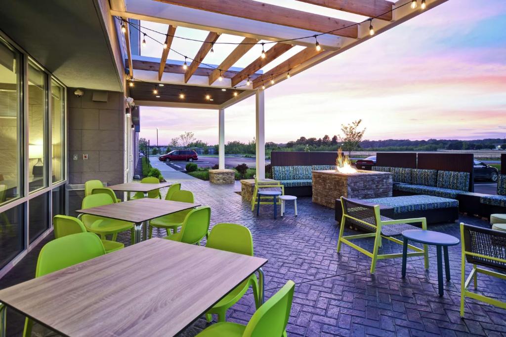 Home2 Suites By Hilton Terre Haute photo 4