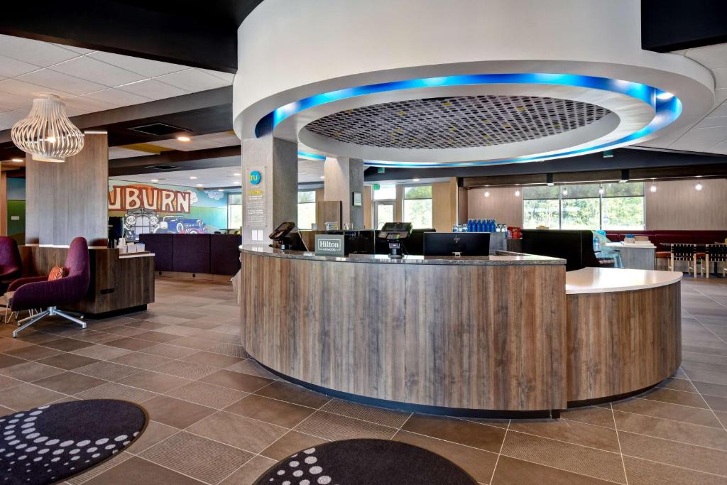 Tru By Hilton Auburn, In photo 2