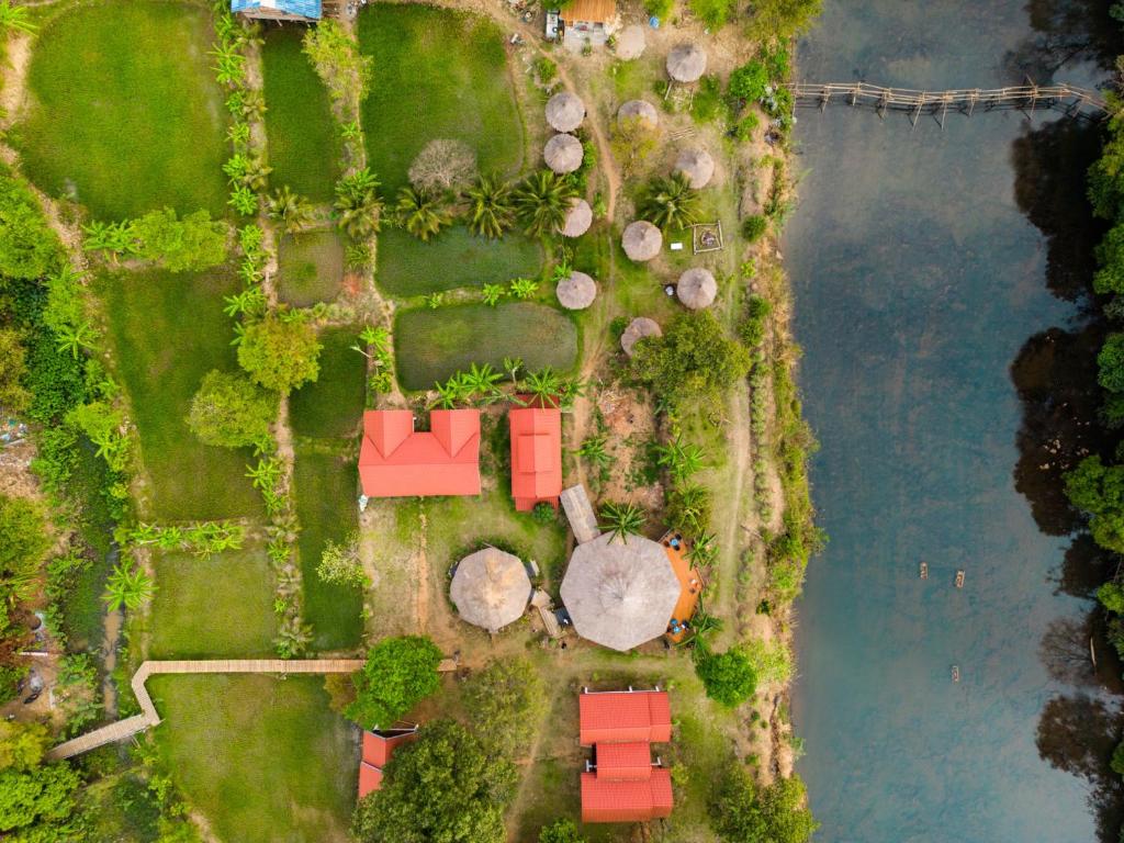 BOLAVEN GARDEN Bungalow and tent - Tad Lo