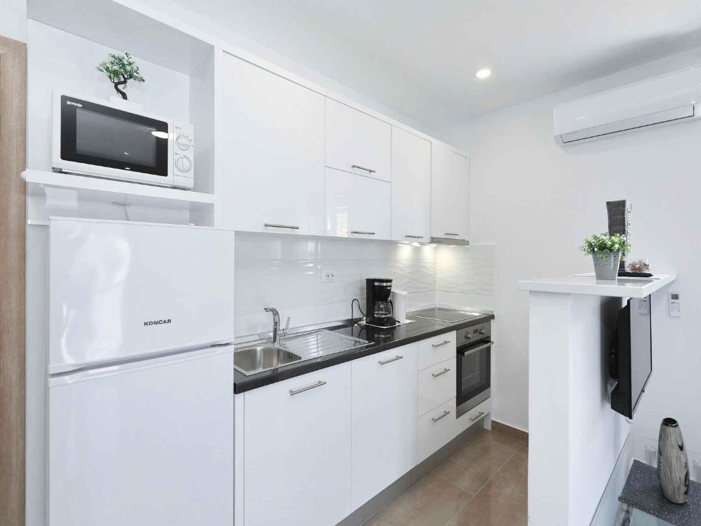 Apartments in Starigrad-Paklenica 41220 photo 2