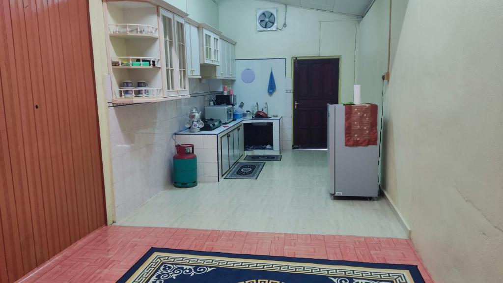 Nik Legacy Homestay photo 1