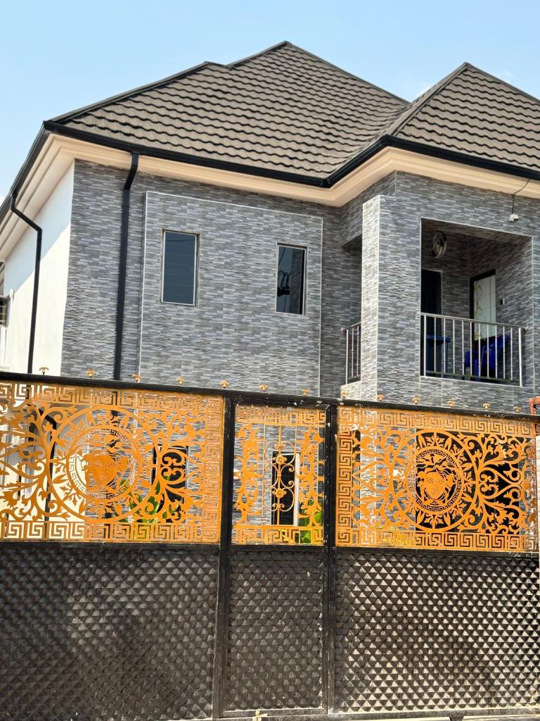Connery Homes photo 3