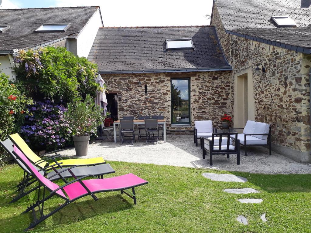 Gîte Bonnœuvre, 4 pièces, 6 personnes - FR-1-306-1151