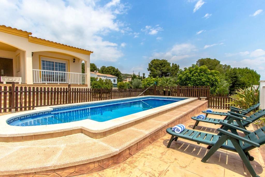 Catalunya Casas Cozy Costa Dorada with private pool, 3km to beach photo 3