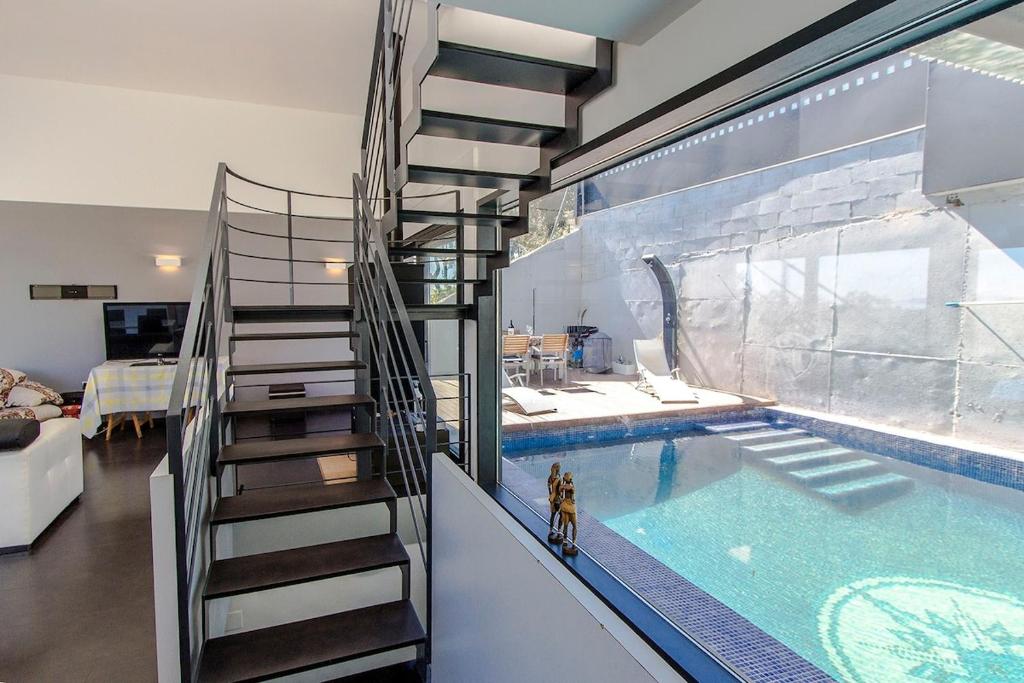 Catalunya Casas Modern Hilltop Haven with private pool 7km to beach photo 3