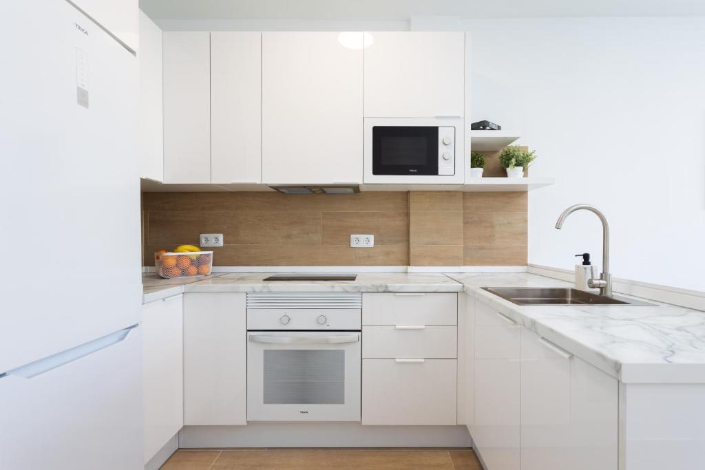 Home2Book Stylish & Luminous Apt Santa Cruz Center photo 2