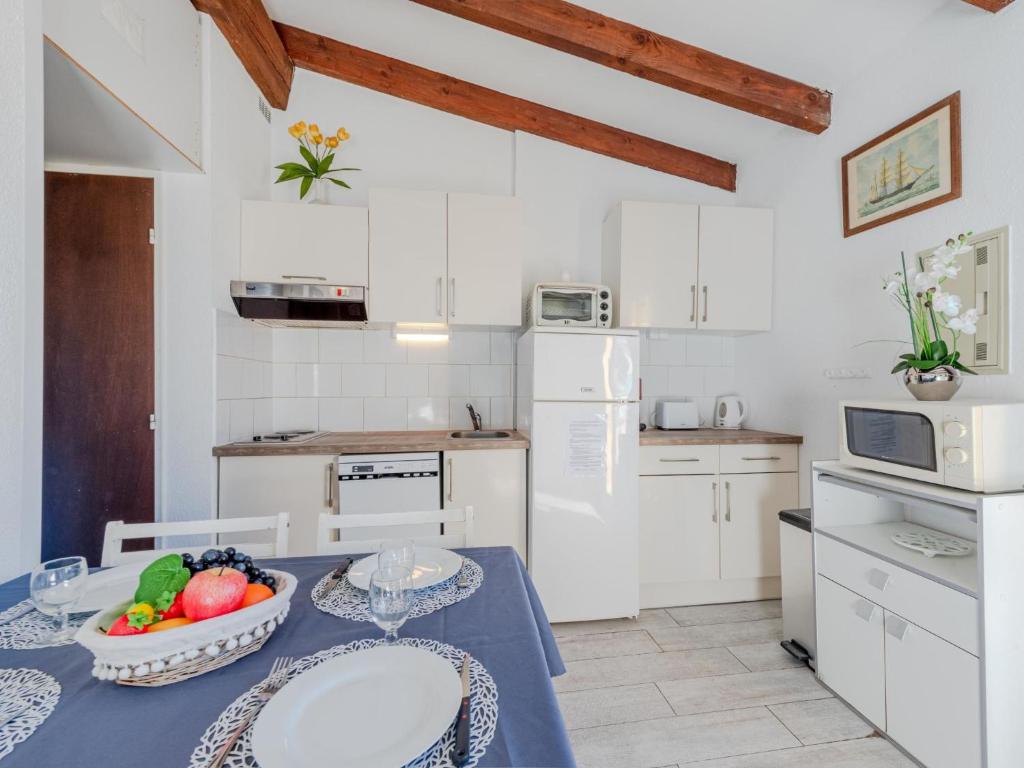 Apartment Les Caraïbes du Levant by Interhome photo 2