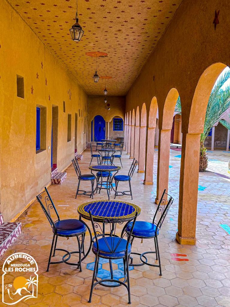 Riad Les Roches Merzouga photo 2