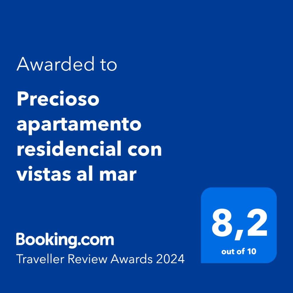 Precioso apartamento residencial con vistas al mar
