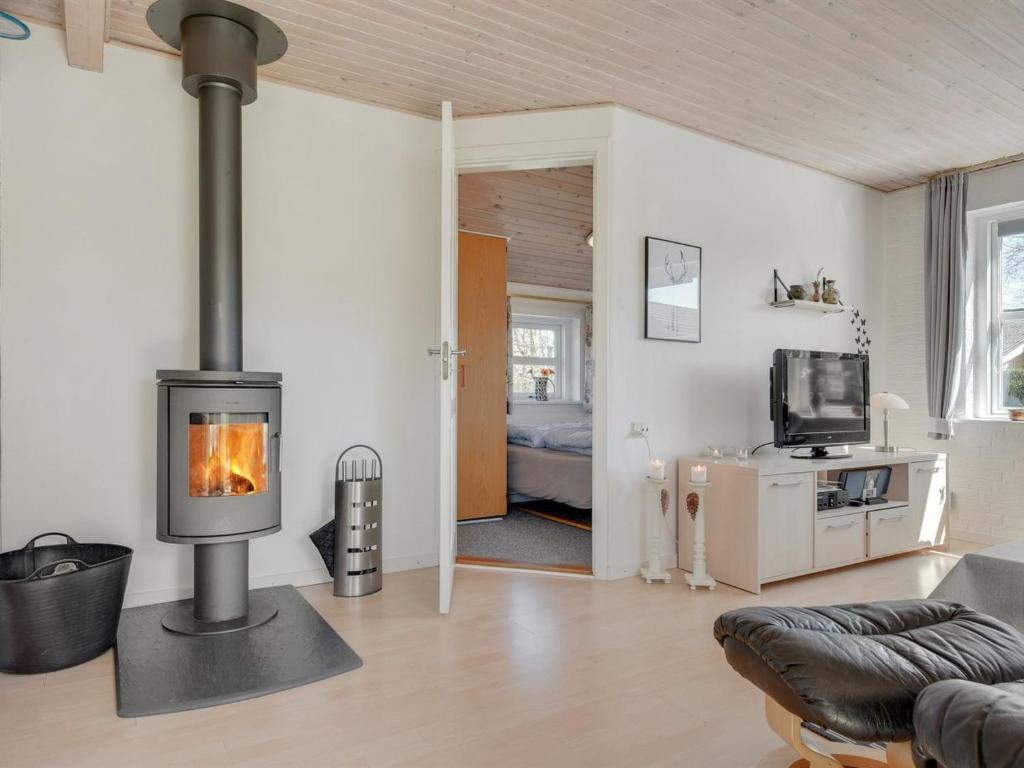 Holiday Home Skak - 100m from the sea in SE Jutland by Interhome photo 3