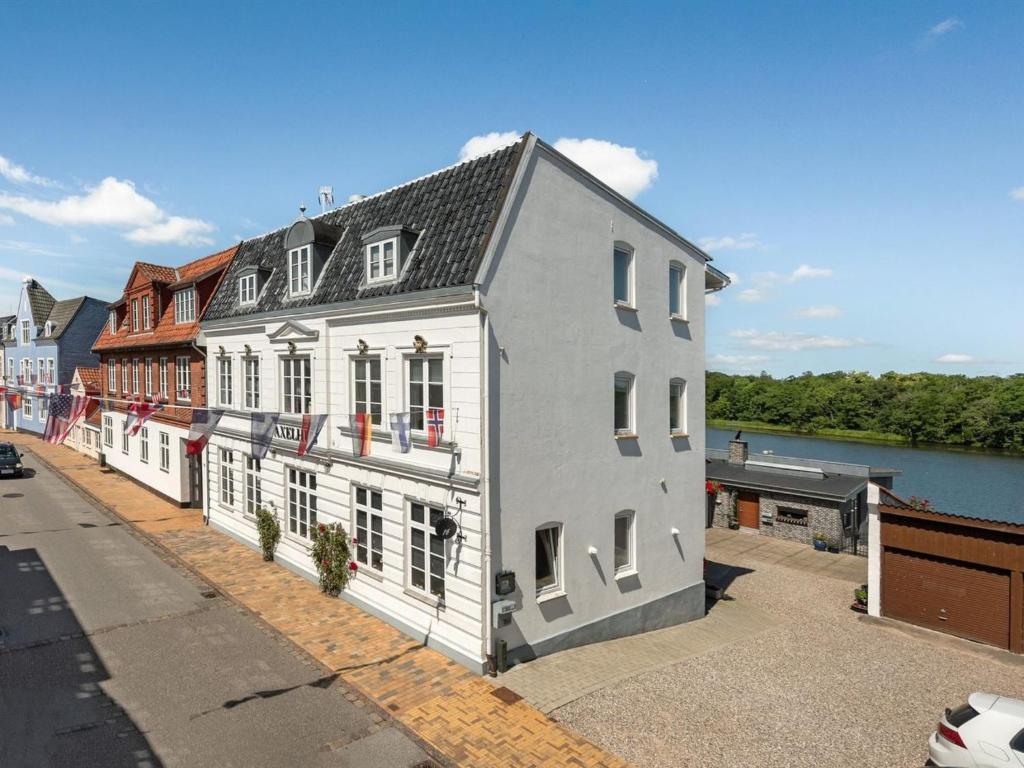 Apartment Almedin - 2km from the sea in SE Jutland by Interhome
