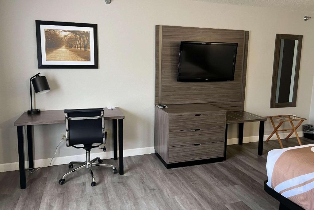 Quality Inn & Suites Red Wing photo 3