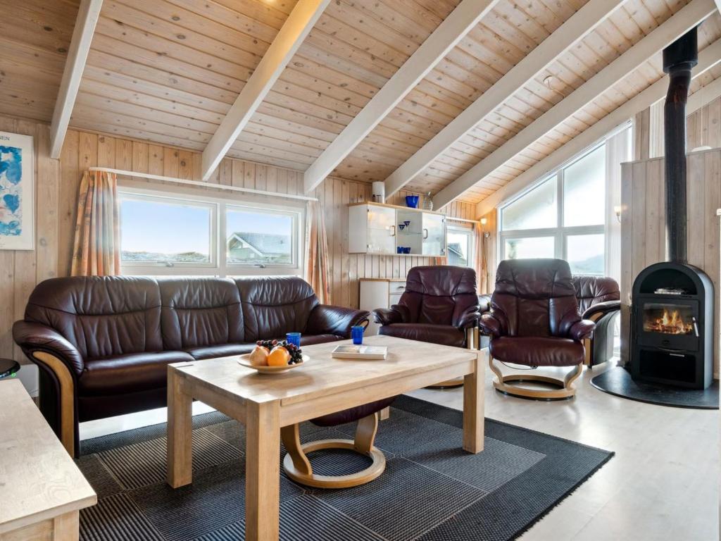 Holiday Home Therkil - 200m from the sea in NW Jutland by Interhome photo 3