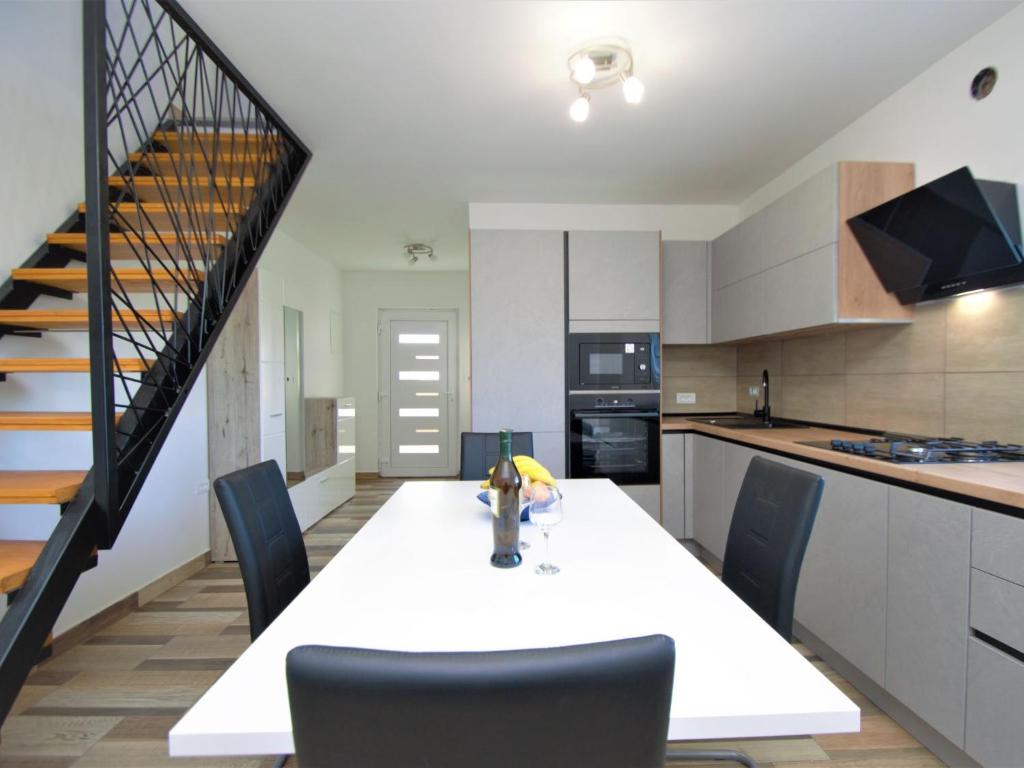 Holiday Home Aurora by Interhome photo 4