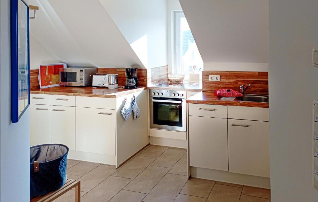 Beautiful Apartment In Ghren-lebbin With House A Panoramic View photo 2