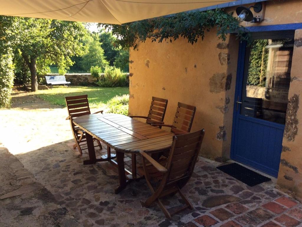 Gîte Chemiré-en-Charnie, 4 pièces, 8 personnes - FR-1-410-255 photo 1