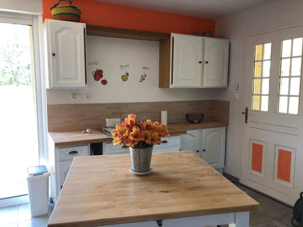 Gîte Moncé-en-Belin, 4 pièces, 6 personnes - FR-1-410-261 photo 3