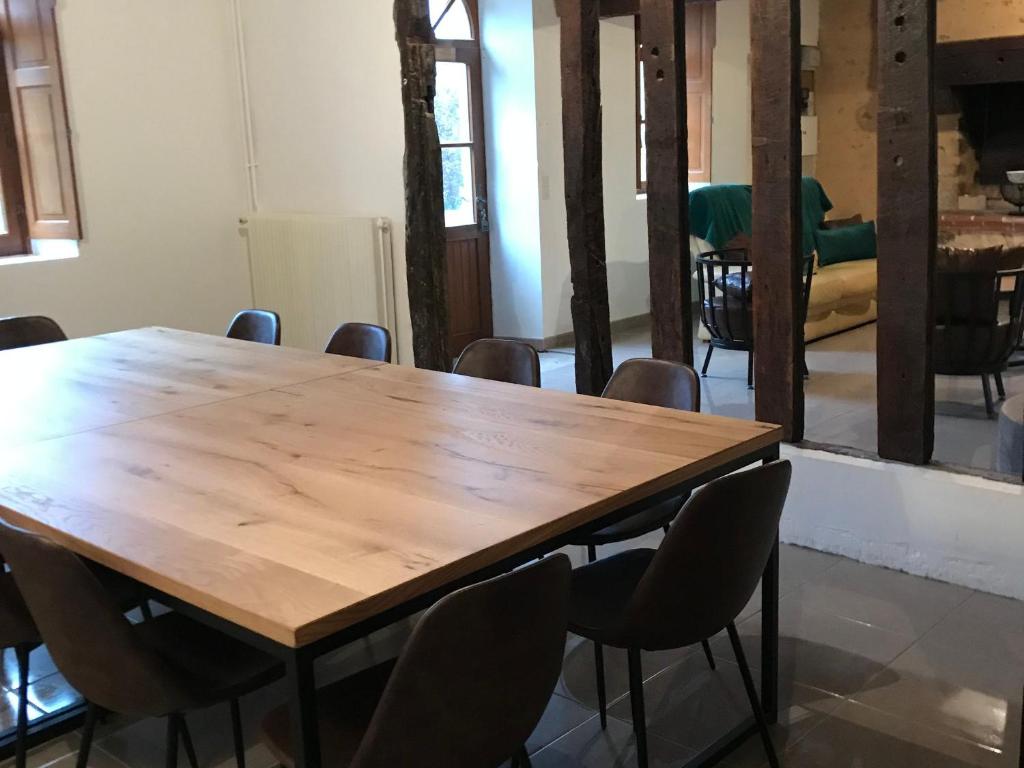 Gîte Yvré-l'Évêque, 6 pièces, 12 personnes - FR-1-410-342 photo 3