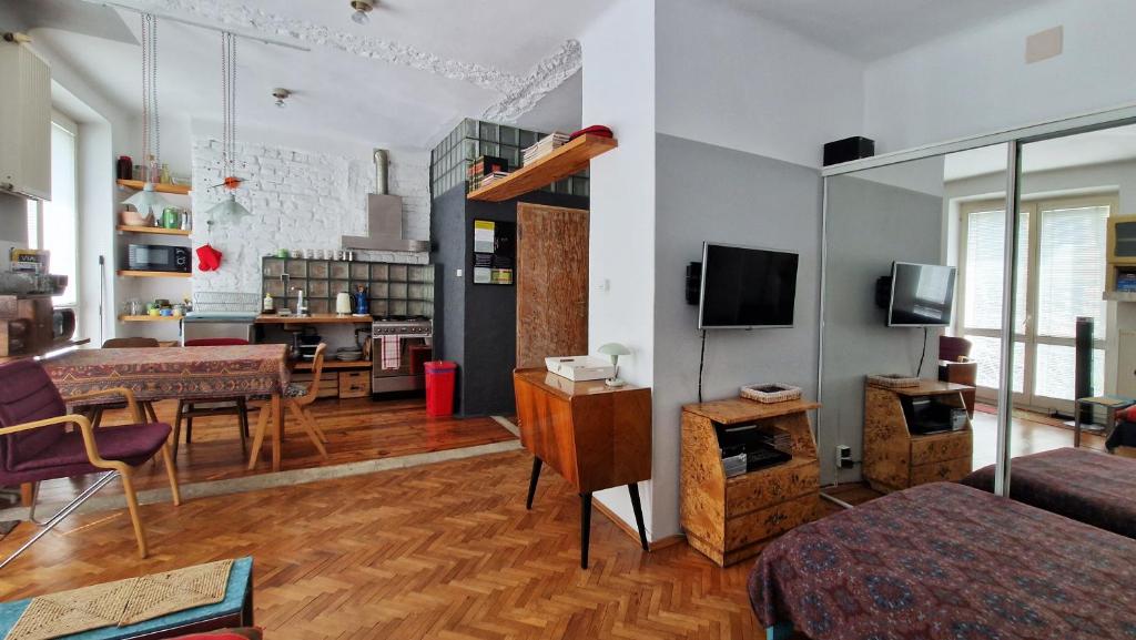 STUDIO LAZIENKI KROLEWSKIE