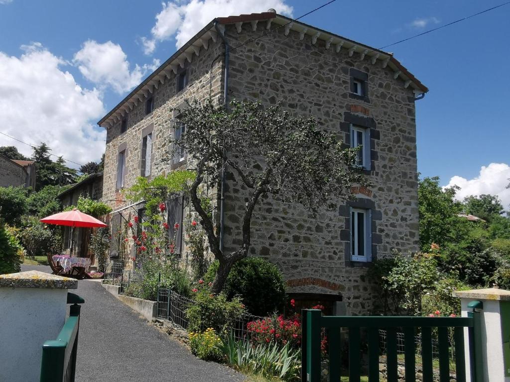 Gîte Saint-Just-prés-Brioude, 5 pièces, 7 personnes - FR-1-582-314 photo 2