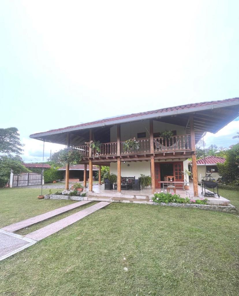 La Muñeka Chalet photo 2