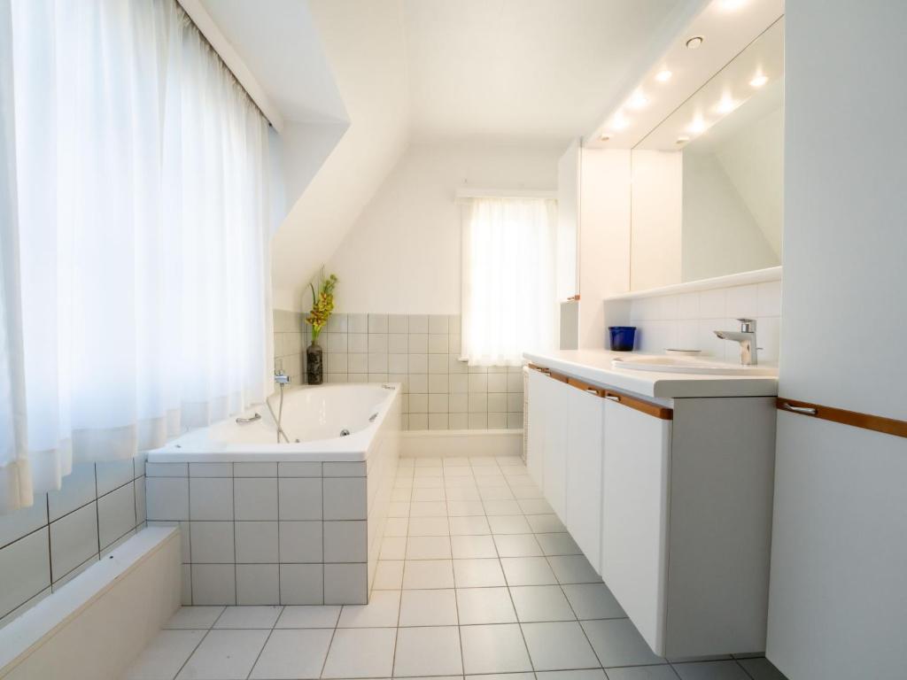 Villa Hamarrbø with garden and parking by Interhome photo 3