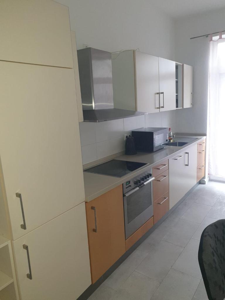 Monteur Zimmer photo 3